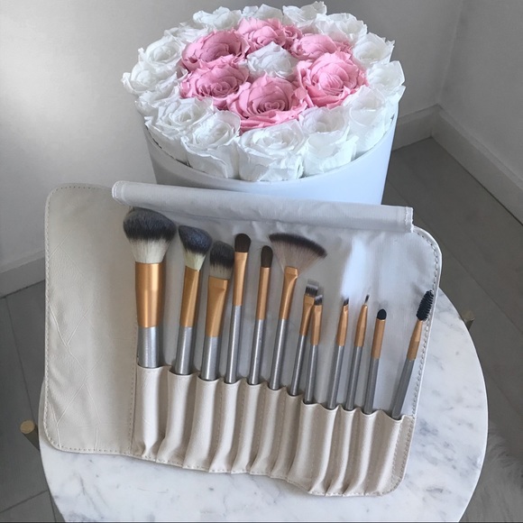 Gift With Purchase $75 / $250 / $500 - Picture 7 of 7